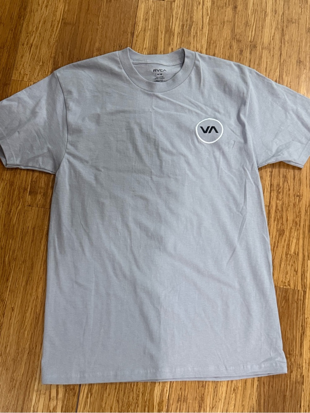 NWOT RVCA Men’s Tee